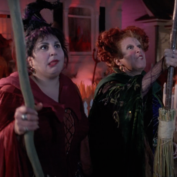 kathy najimy, bette midler, and sarah jessica parker in hocus pocus